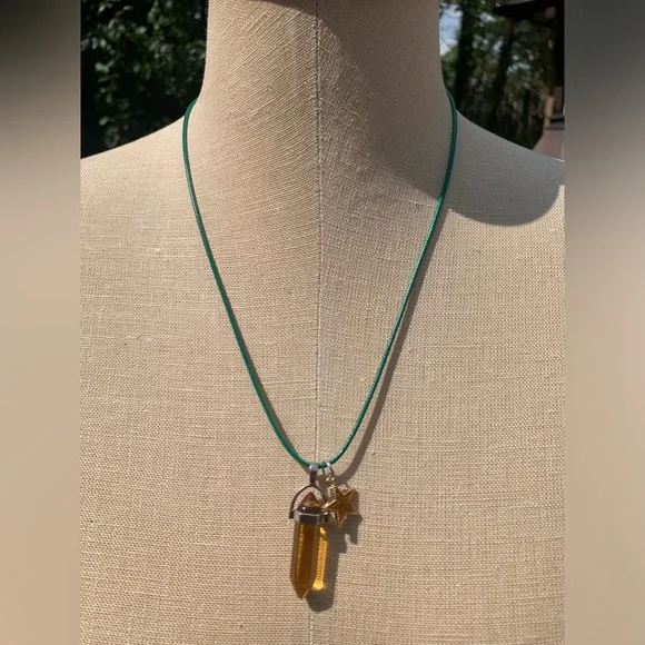 Handmade Honey Amber Resin Crystal Amulet Necklace & Enamel Star Charm - Picture 10 of 10